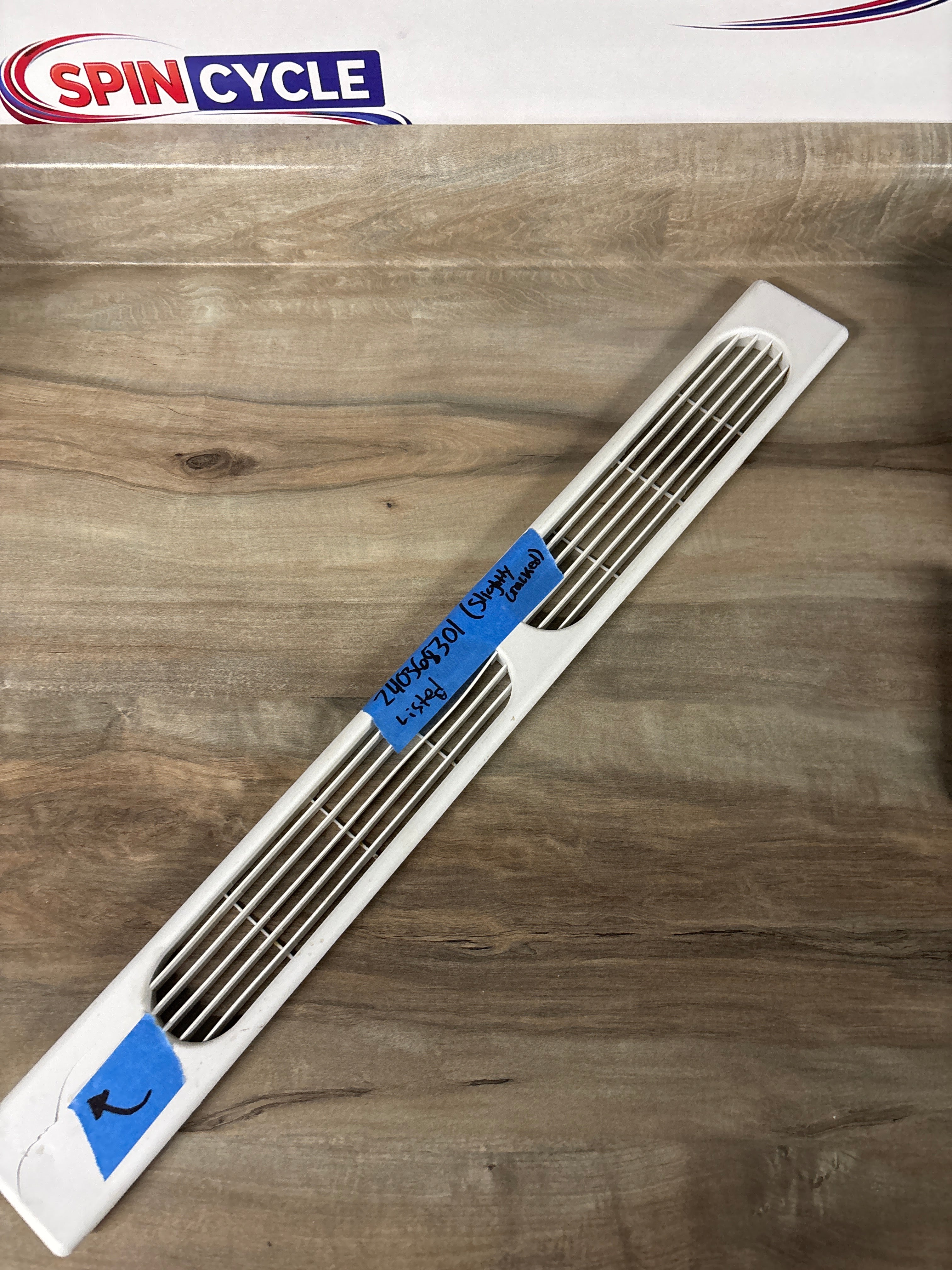 Frigidaire Refrigerator Kickplate 240368301