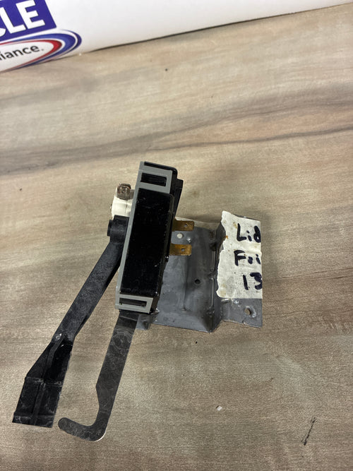 Frigidaire Lid Switch 134101801