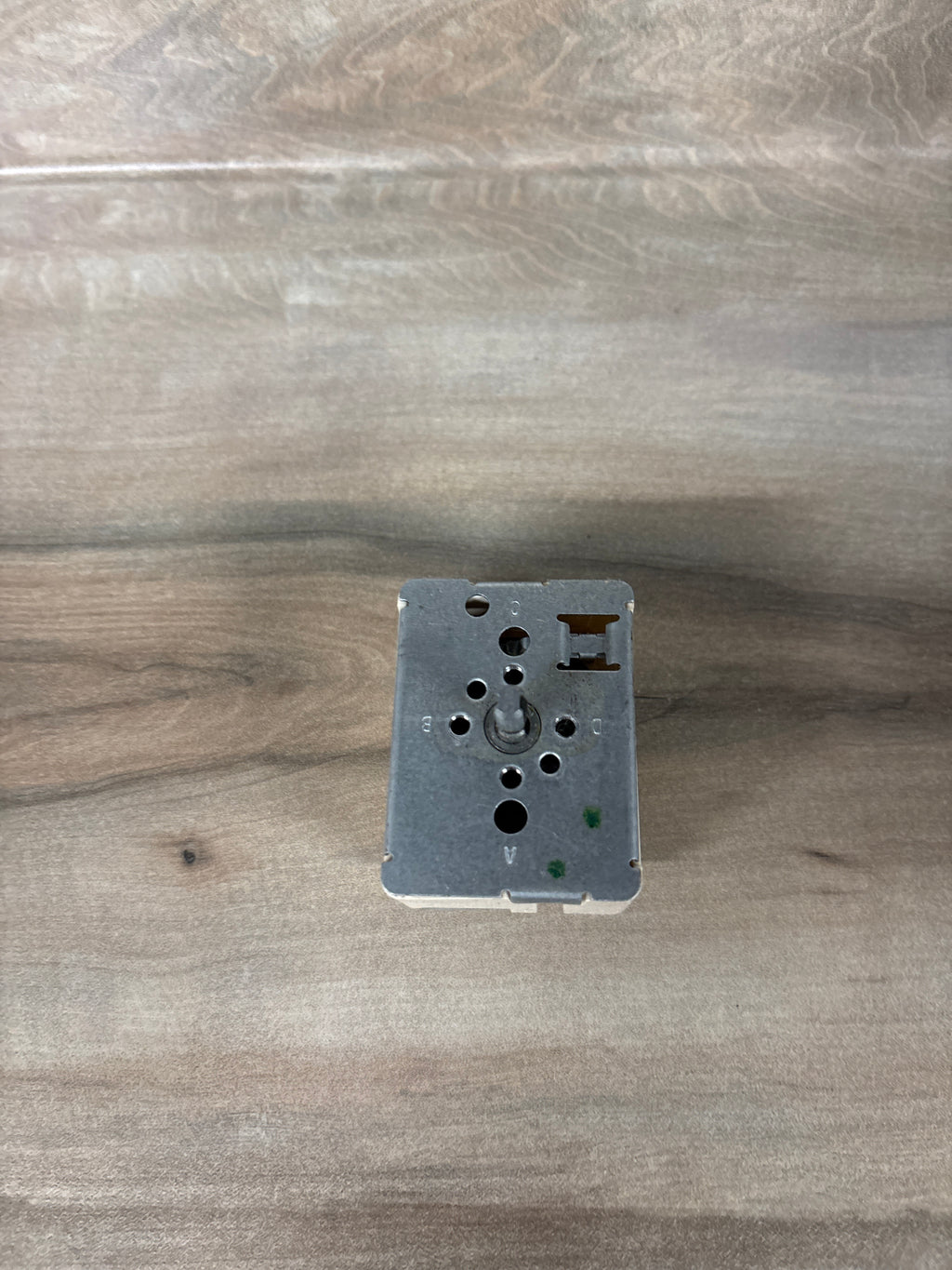 Whirlpool Range Surface Element Switch 3148951