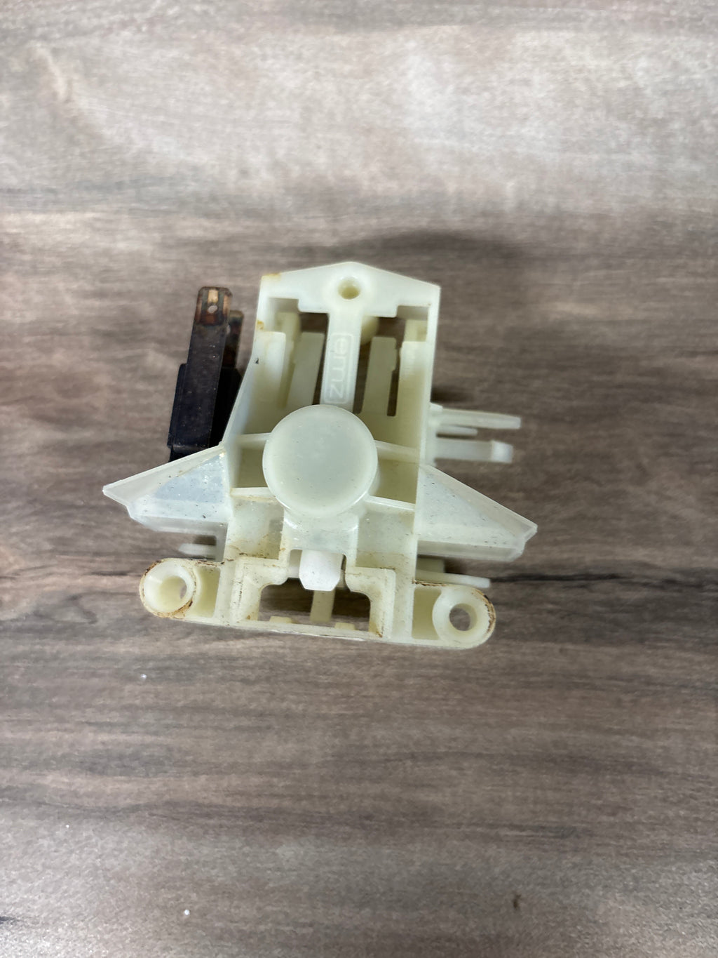 Samsung Dishwasher Door Latch Switch DD81-02197A