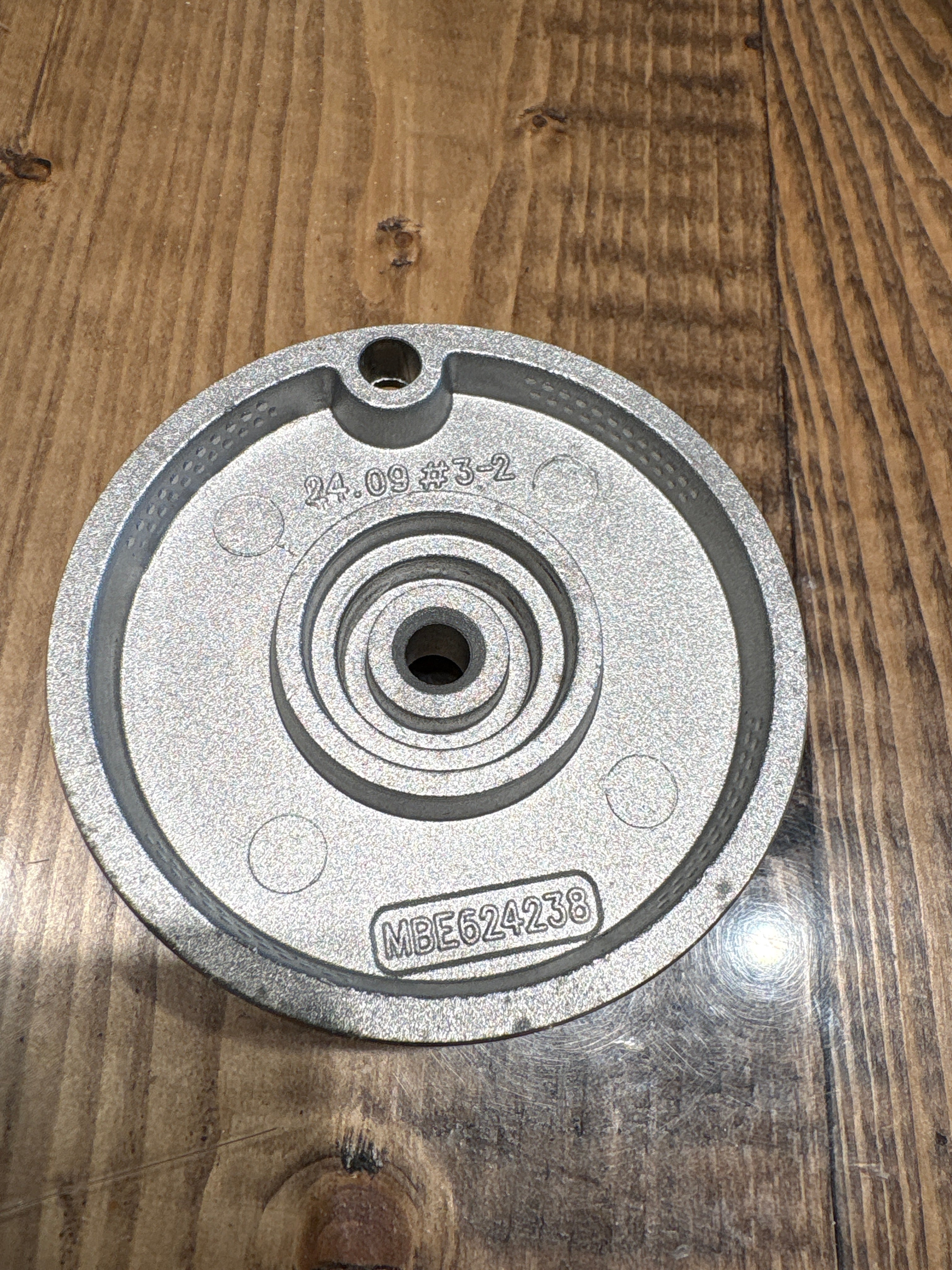 LG Range Burner Head MBE624238