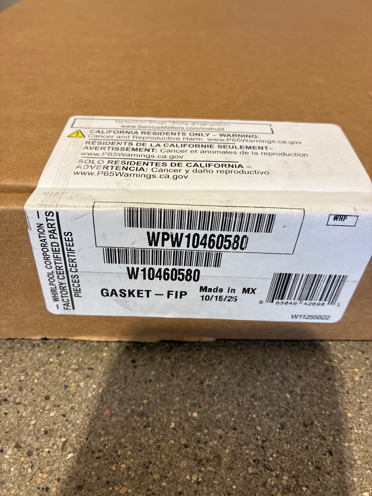 Brand new in box Whirlpool Door Gasket Seal WPW10460580. w10460580
