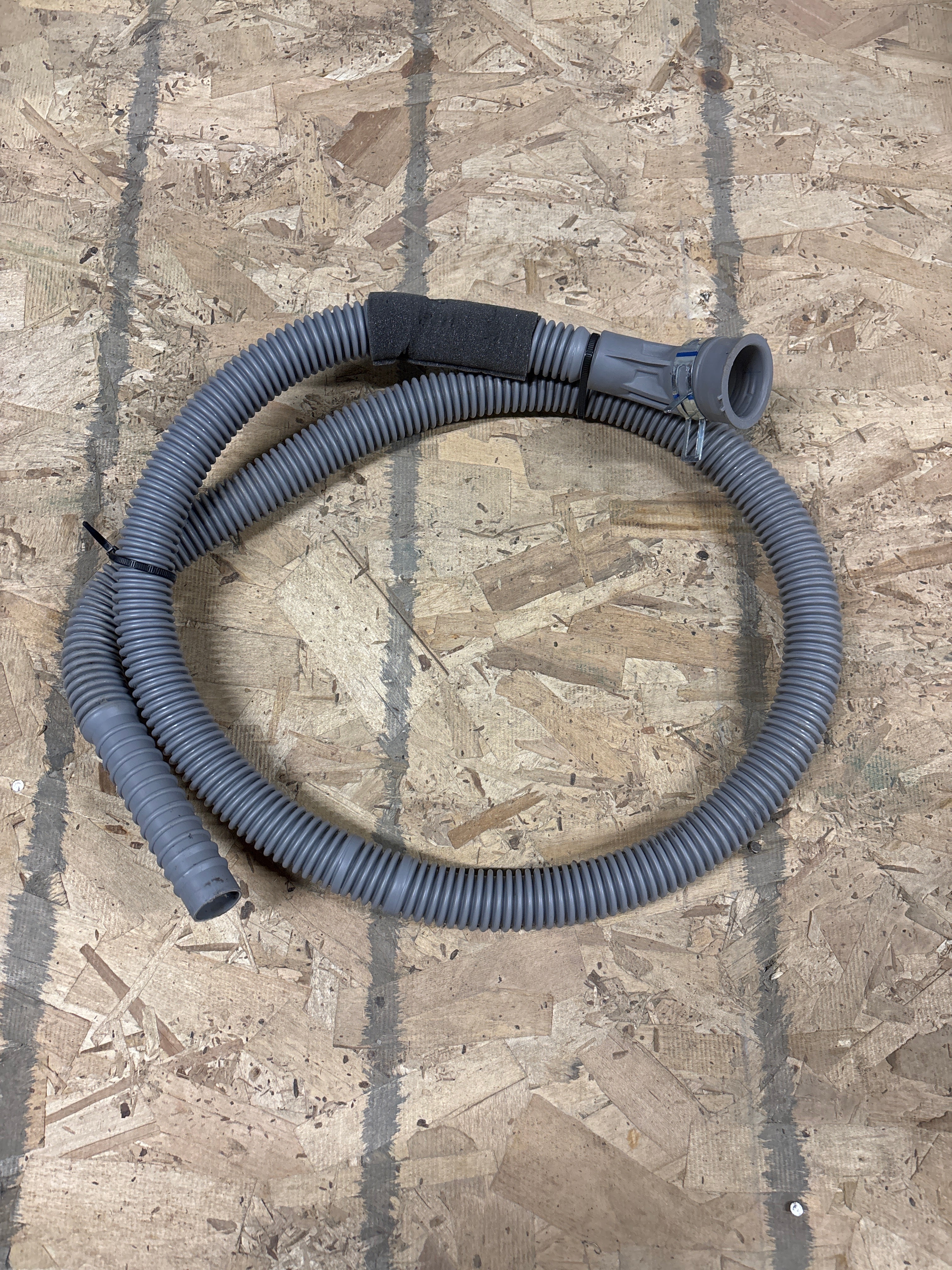 Samsung Washer Drain Hose DC97-18682D