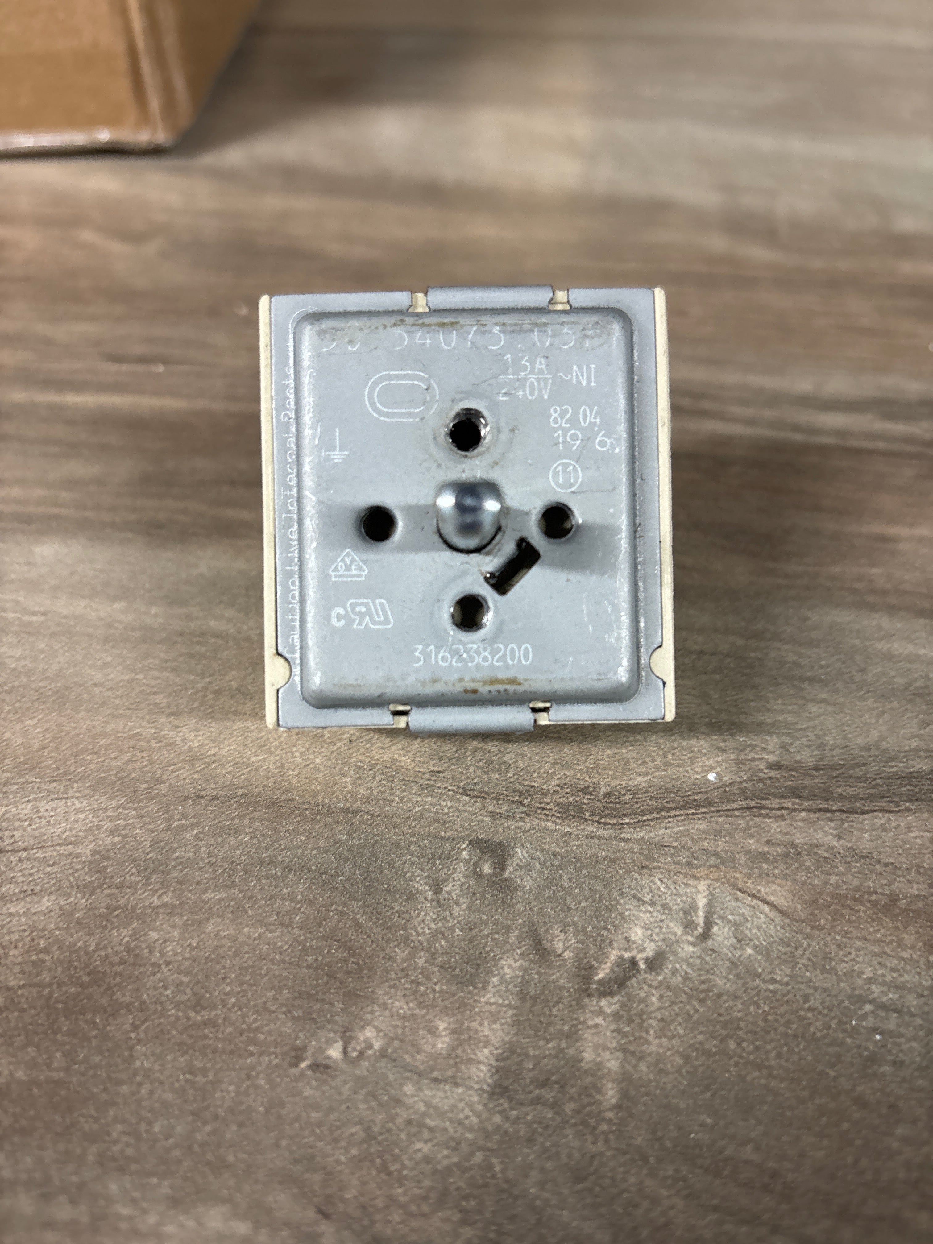 Frigidaire Range Control Switch 316238200