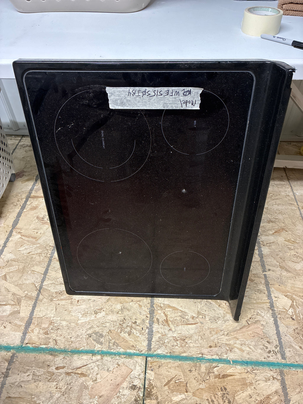 Whirlpool Cooktop Glass & Frame W11178791 W11034830