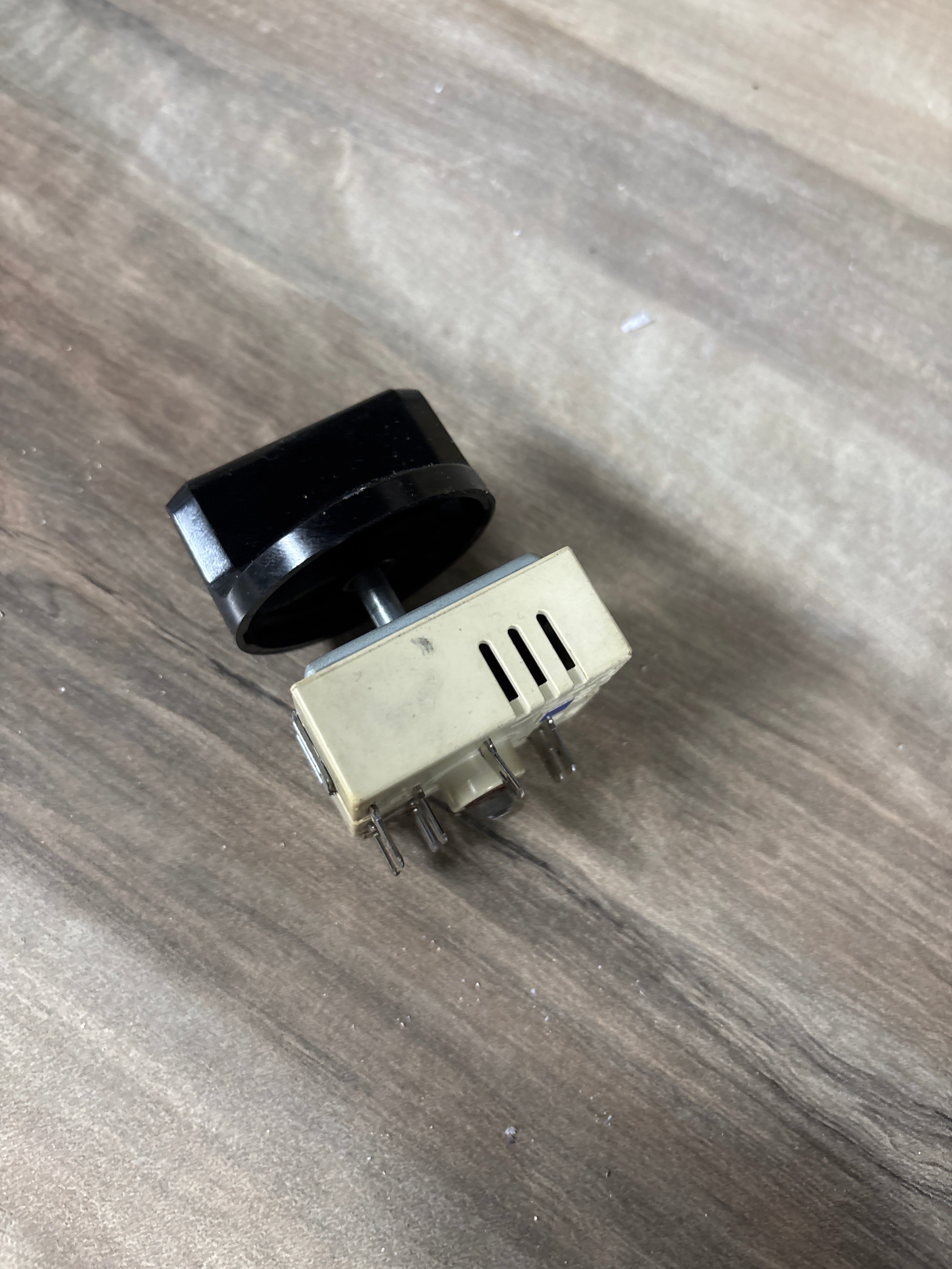 316238201 Range Element Switch