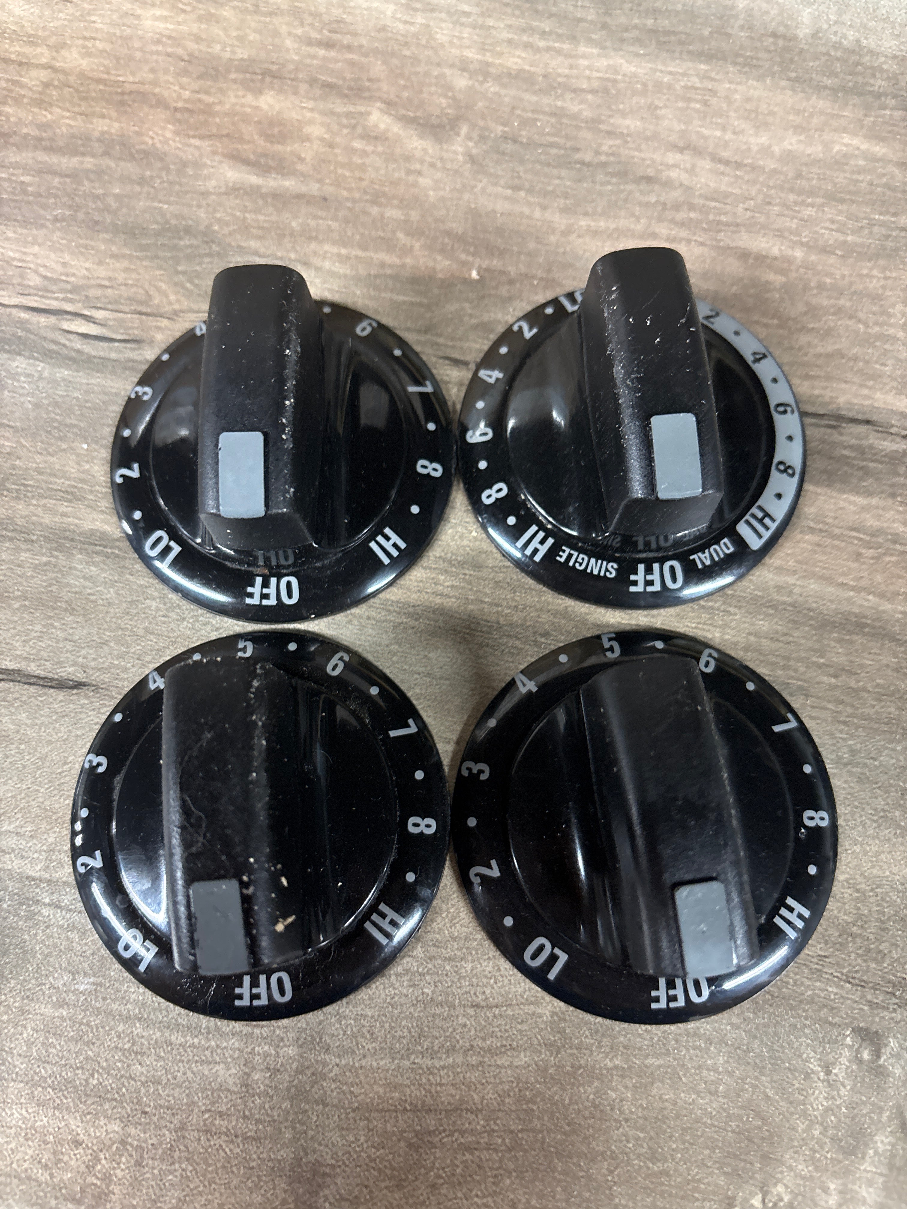 Frigidaire Range Knob Set of 4 316208101 (3) 316208110 (1)